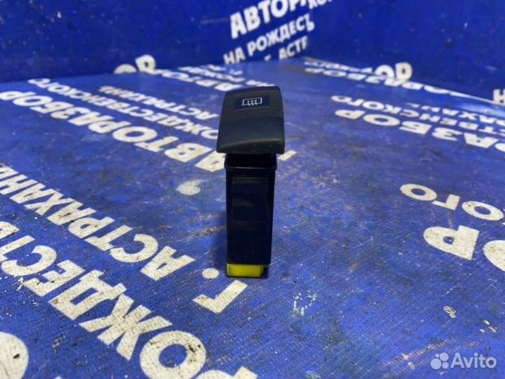 Кнопка обогрева заднего стекла Kia Shuma 2 лифтбэк