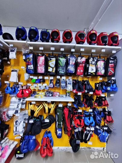 Боксёрские перчатки Adidas 