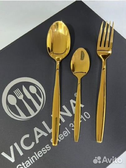 Набор столовых приборов на 12 персон