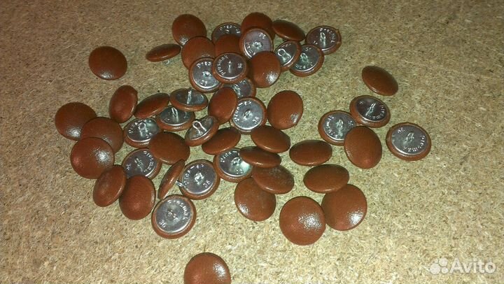 Пуговицы мебельные. Стразы