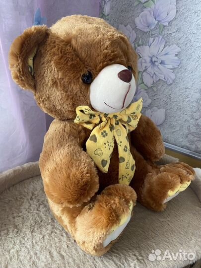 Плюшевый медведь 40 см