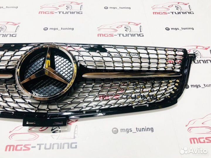 Решетка радиатора ML-Class W166 Diamond Black