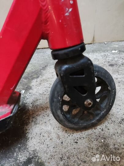 Трюковой самокат tech team duker 101