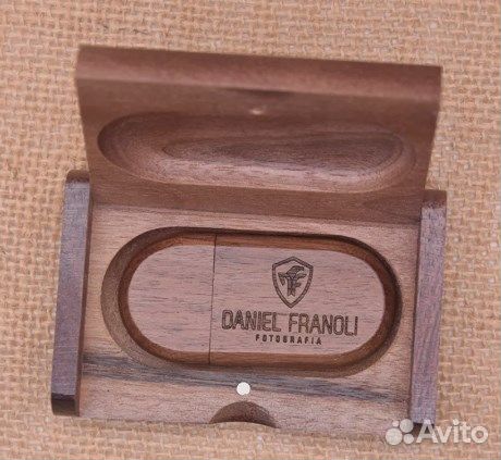 USB флешка 32 GB с гравировкой