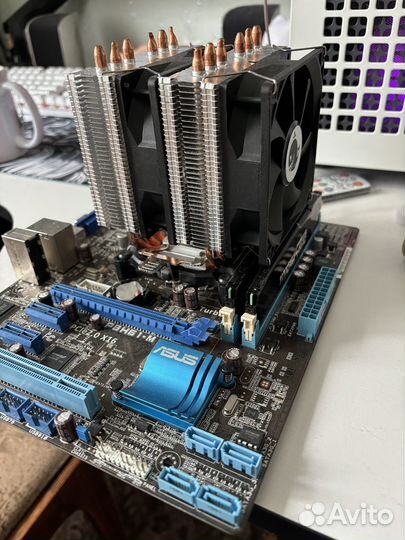 Материнская плата с цпу, озу и башней