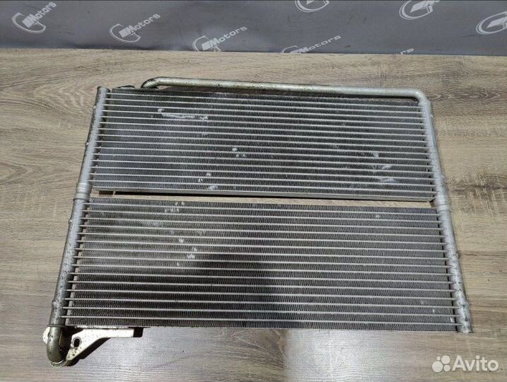 Радиатор масляный Bmw 550I E61 touring N62B48B