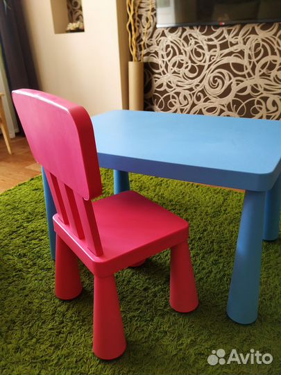 Детский стол и стул IKEA