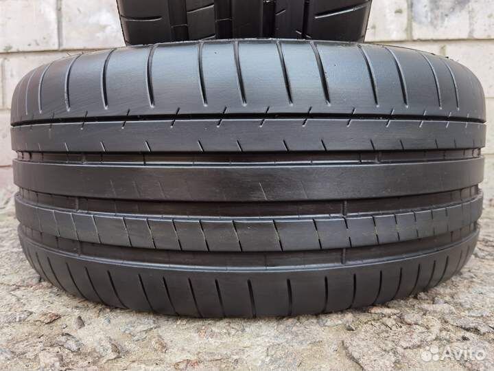 Michelin Pilot Super Sport 255/45 R19 97U