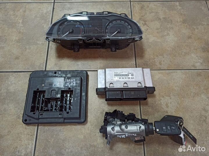 Эбу Блок комфорта Ключи. Фольксваген поло 6 ат