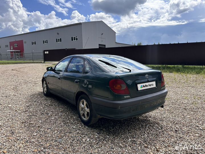 Toyota Avensis 2.0 МТ, 1998, 432 000 км