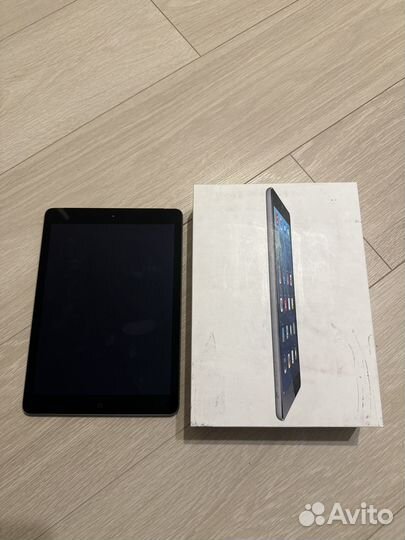 iPad Air A1475 32Gb space grey WiFi + Cell