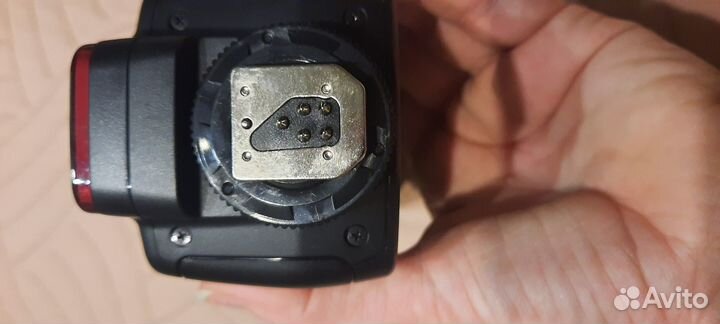 Вспышка yongnuo 568EX II