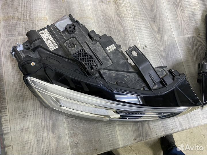 Фары Audi Q3 Led 2015 год