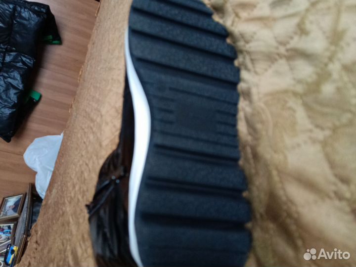 Дутики женские зимние