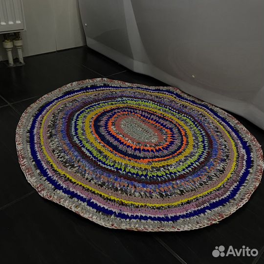 Коврик ручной работы