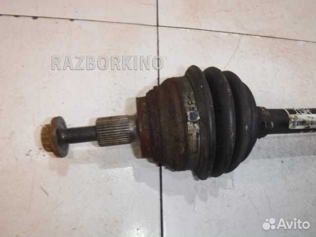 Привод передний левый
