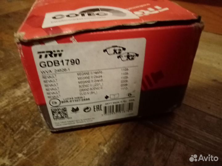 Тормозные колодки Renault scenic 3