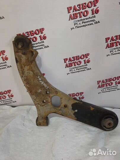 Передний правый рычаг Hyundai Solaris 2012