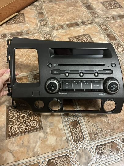 Штатная магнитола на honda civic