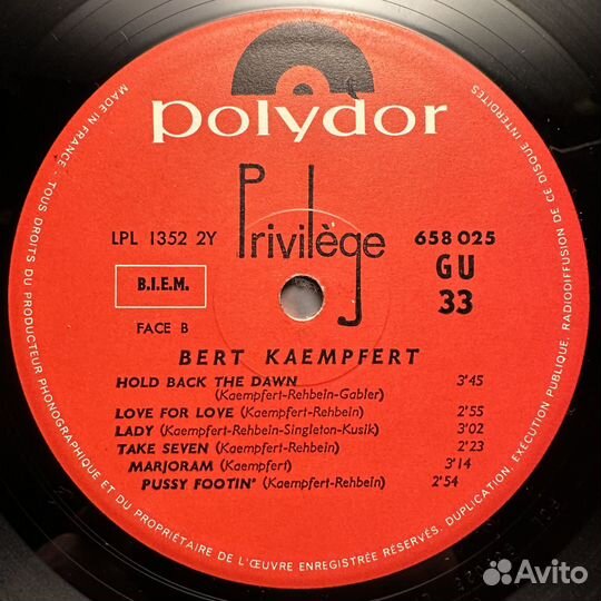 Bert Kaempfert & His Orchestra – Hold Me