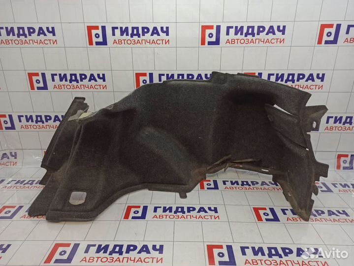 Обшивка багажника правая Toyota Avensis (T250) 64721-05050-C1