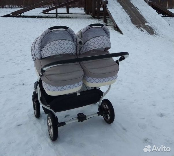 Коляска для двойни