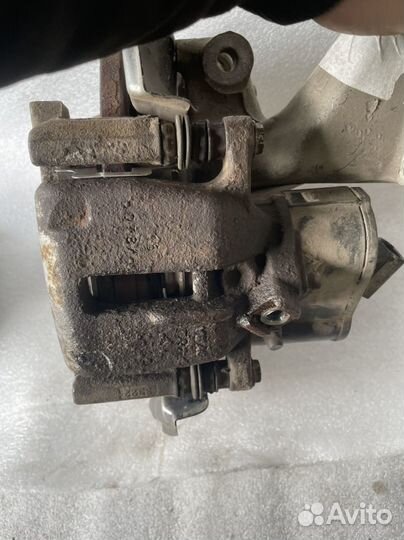 Суппорт задний Volkswagen Tiguan