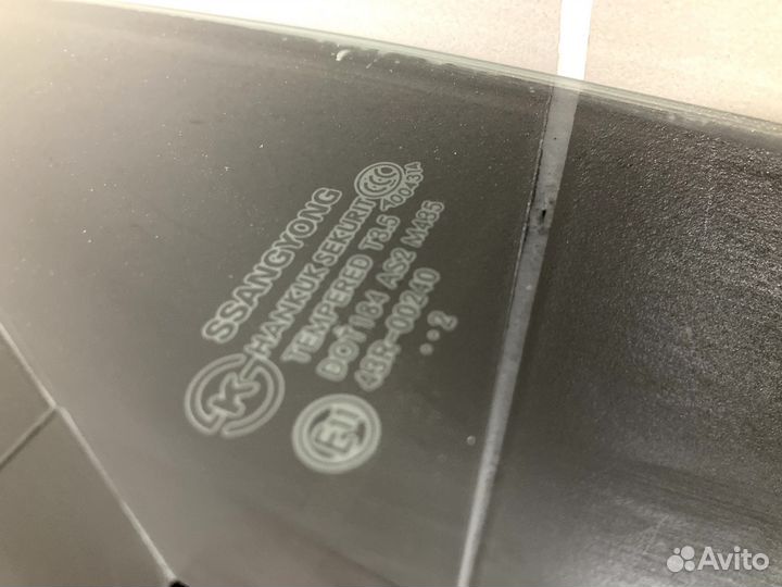 Стекло двери заднее левое Ssang Yong Actyon NEW