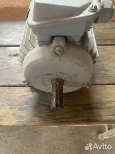 Электродвигатель