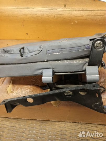 Сидение складное тойота с креплением