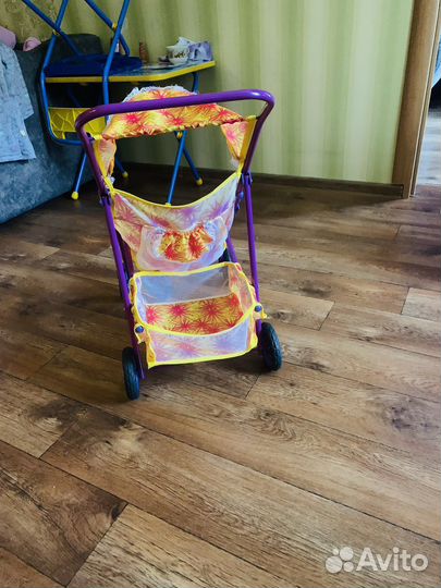 Коляска для кукол