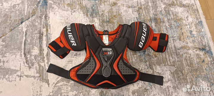 Нагрудник хоккейный bauer