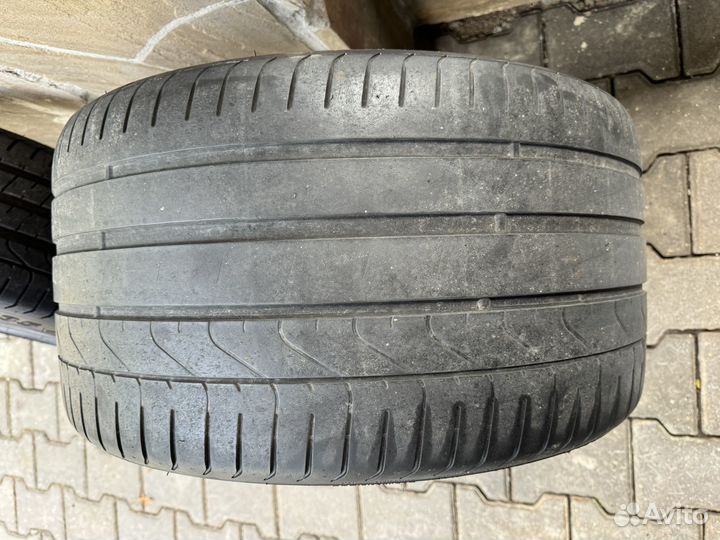 Pirelli P Zero 245/35 R20 и 305/30 R20