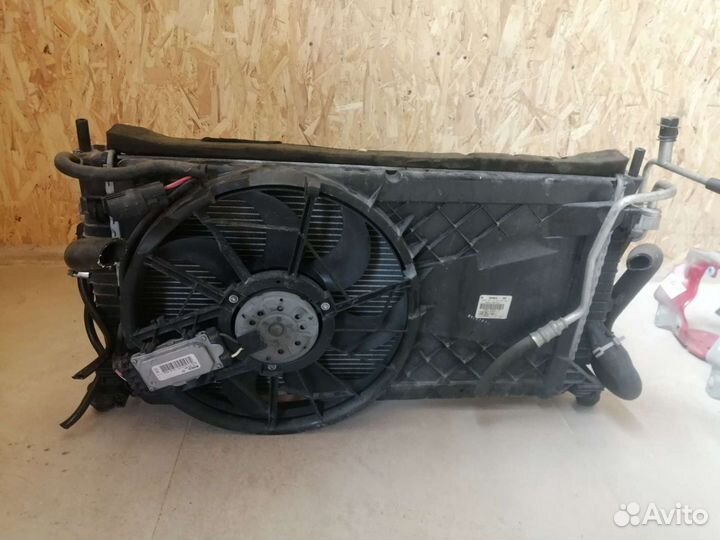 Кассета радиаторов на Volvo S 40 2.0