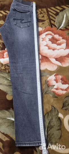 Джинсы