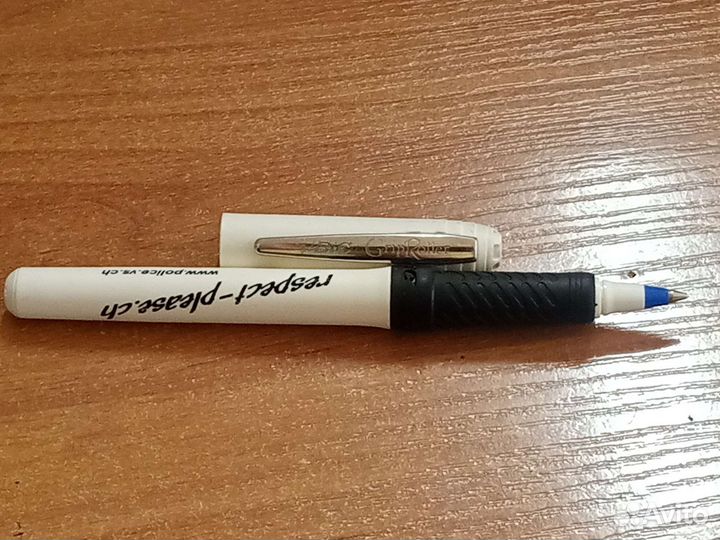 Авторучка BiC Grip Roller USA