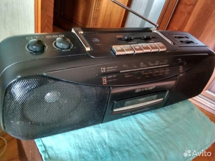 Кассетный магнитофон