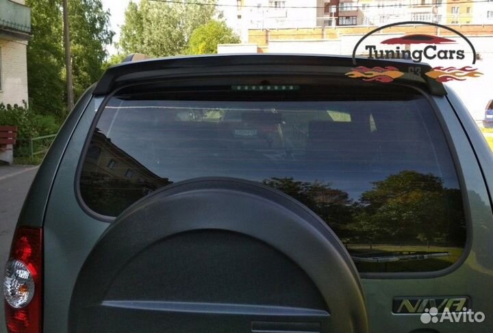 Спойлер ника на Шевроле Нива, Нива Тревел