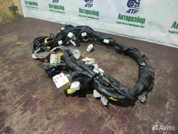 Жгут проводов подпанельный Hyundai Solaris 1