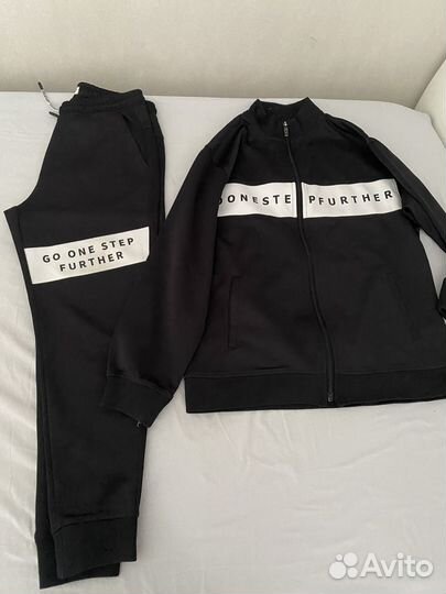 Спортивный костюм zara