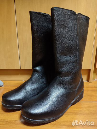 Сапоги кожаные зимние 39 40 р новые