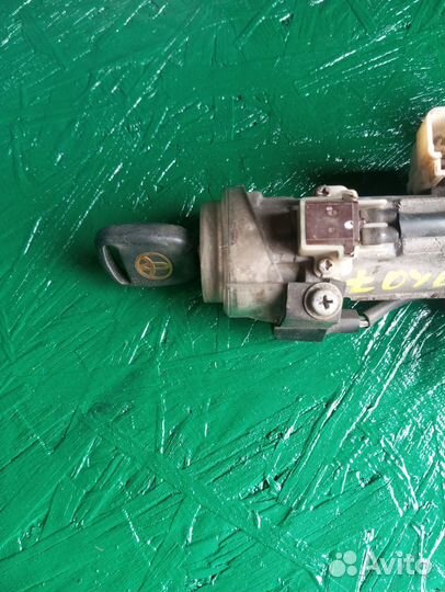 Замок зажигания Тойота креста JZX90