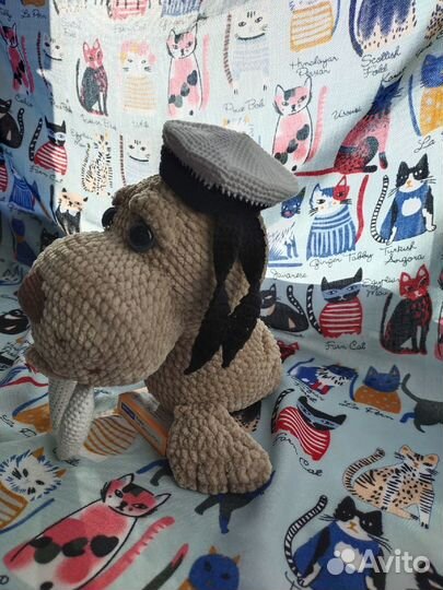 Вязаные игрушки Моржик- морячок