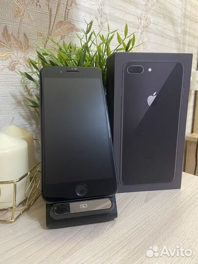 iPhone 8 plus 64 gb
