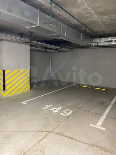 Машиноместо, 16 м²