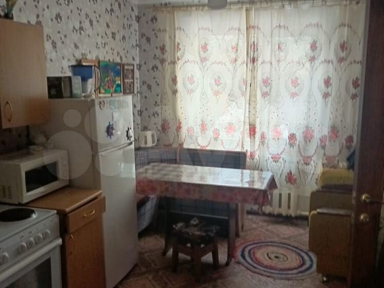 Комната 33,7 м² в 2-к., 2/3 эт.
