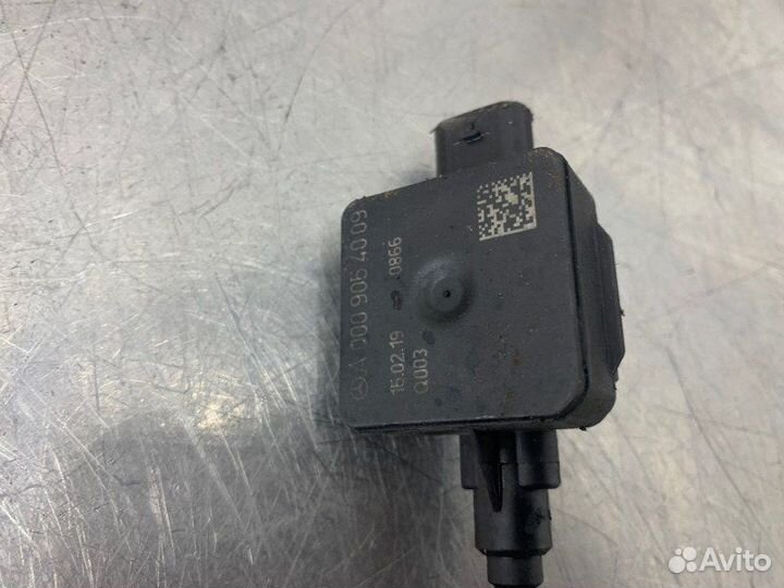 Датчик температуры Mercedes Sprinter W907 OM651