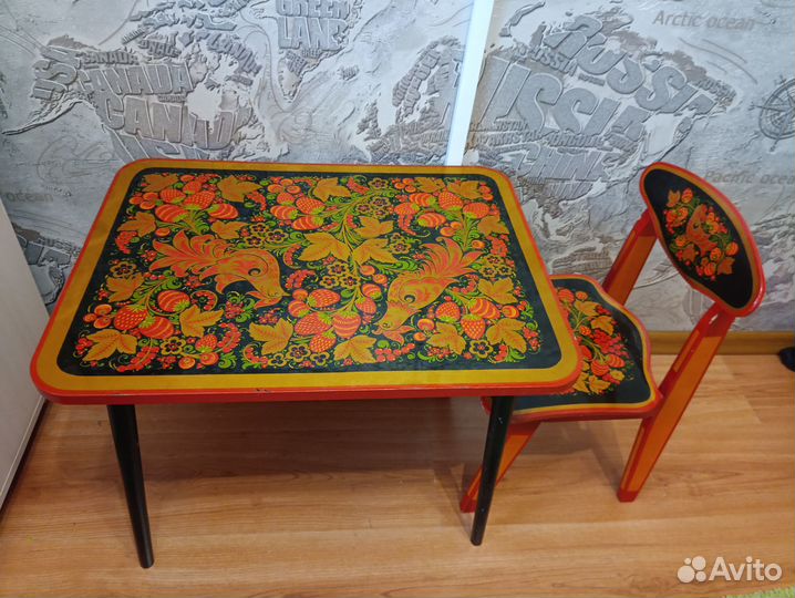Детский стол и стул