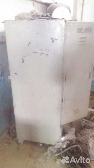 Шкаф металлический