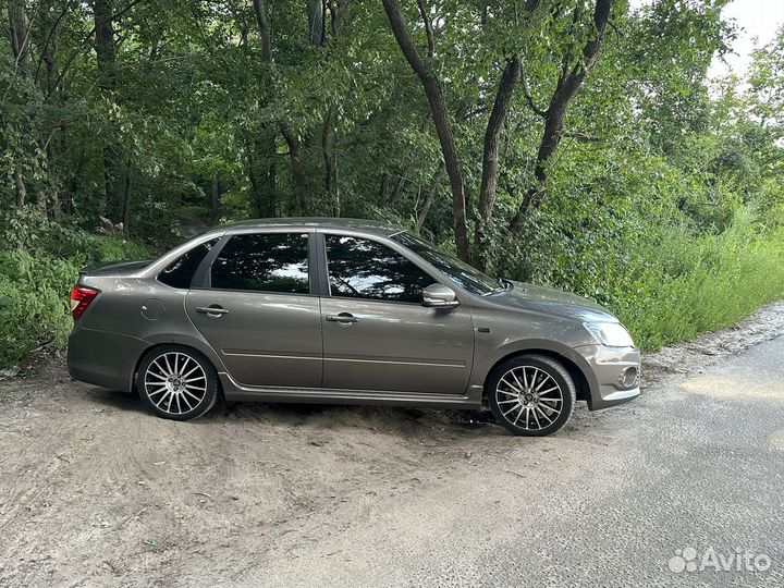 LADA Granta 1.6 МТ, 2016, 132 000 км